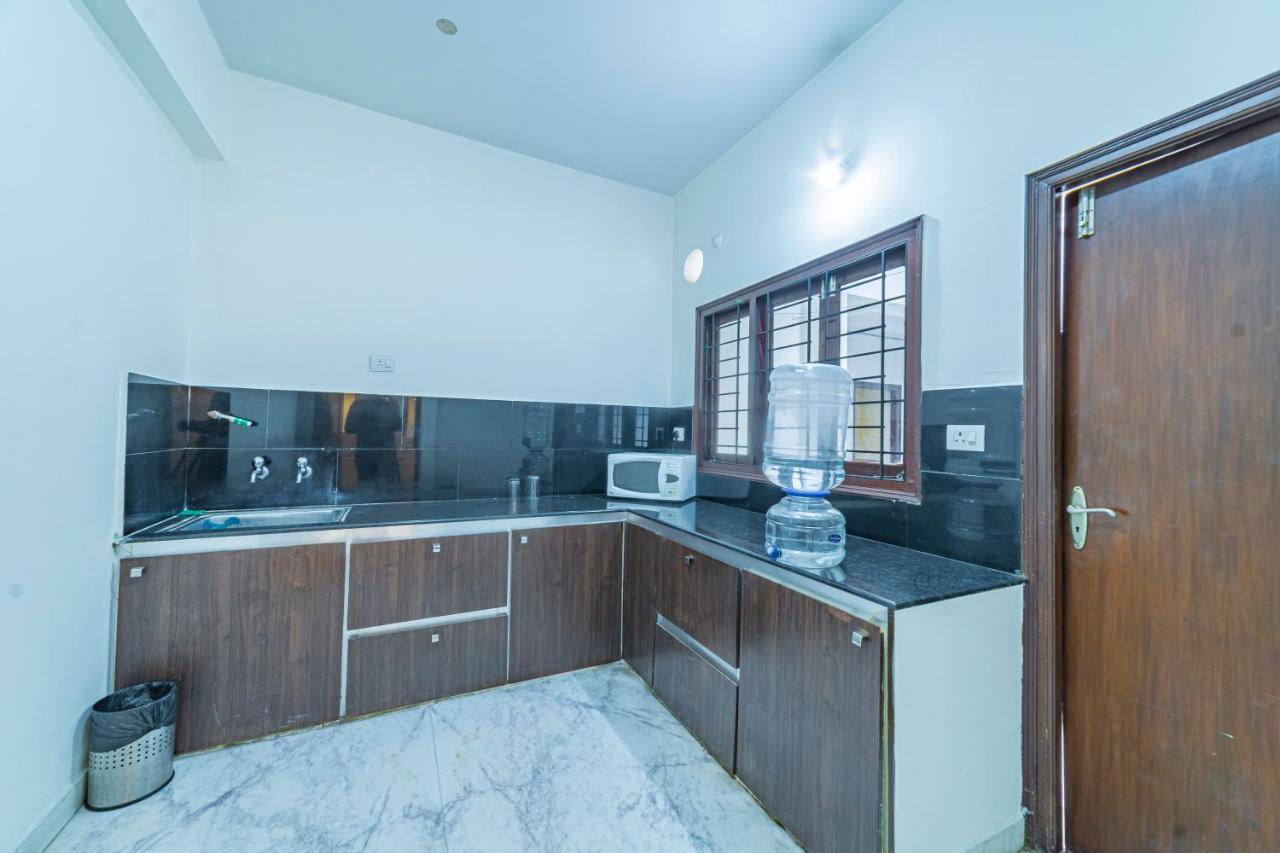 Hotel Athome , Whitefields, Kondapur Hyderabad Exterior photo